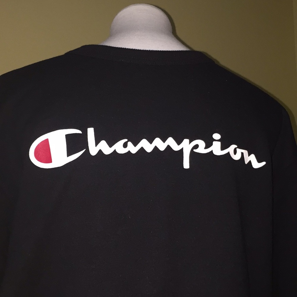 CHAMPIONS MENS BLACK COMFORT CREWNECK